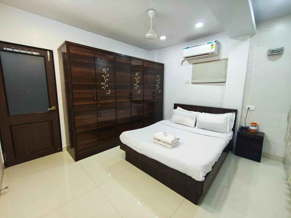 Amara 1bhk Bandra W By The Company Apartment *