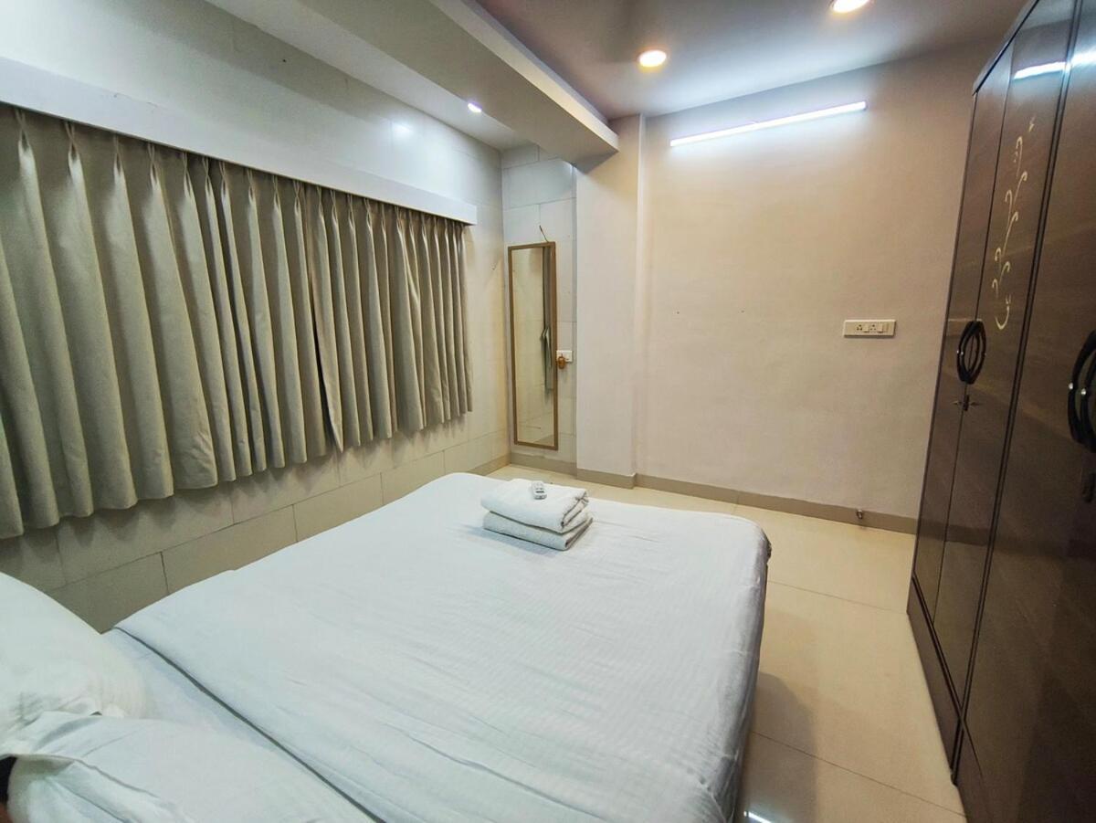 Amara 1bhk Bandra W By The Company Apartament *